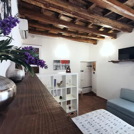 Romantica Navona Апартаменты Рим